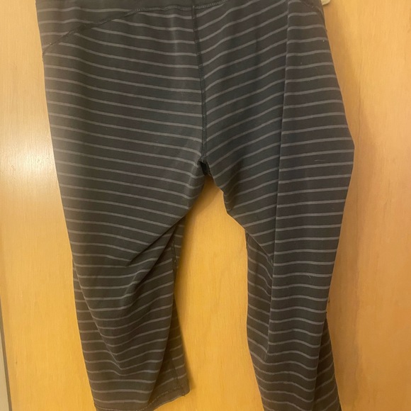 Ladies tel gear capris tights - Picture 3 of 5